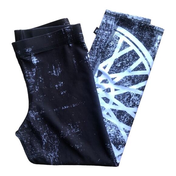 TEREZ SOUL CYCLE Printed Performance Capri Legging Black White Wheel SM - Picture 6 of 14